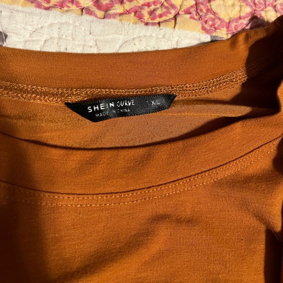 Shein curve "crusin" t-shirt - Picture 5 of 5